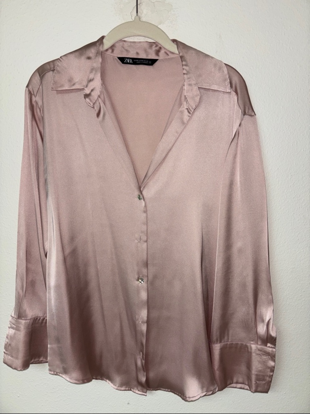 Zara Satin Button-Down Blouse in Dusty Rose in XS. Beautiful soft color
